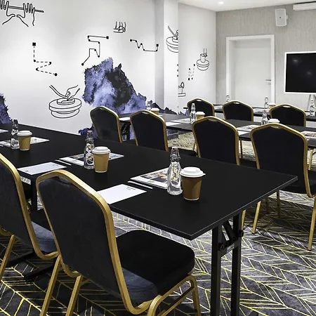 Ibis Styles מלון
